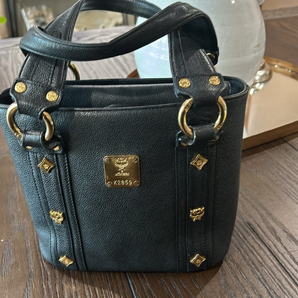 MCM TOTE - Picture 2 of 5